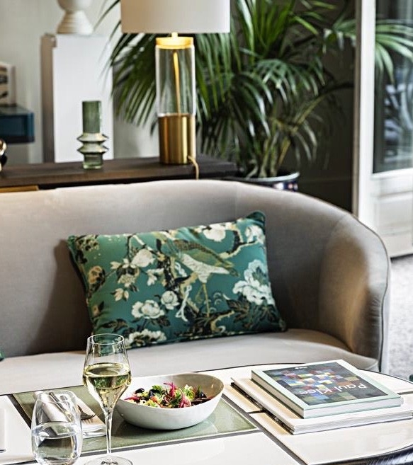 Sofitel Residences Dubai residents lounge